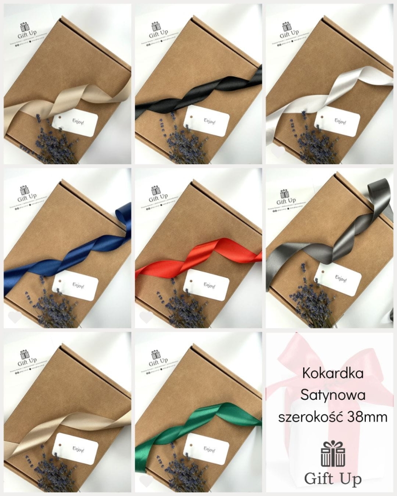 Satynowa kokardka na kraftowym pudełku prezentowym