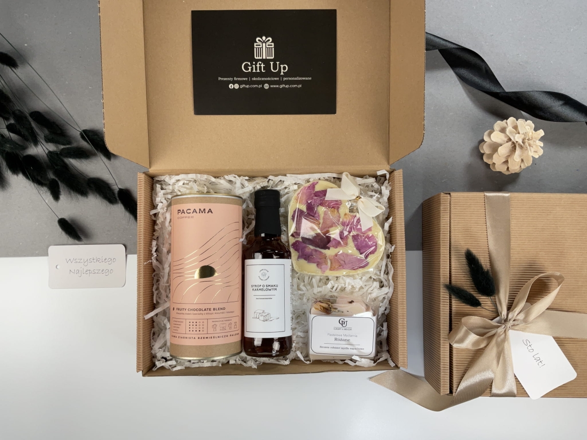 zestaw box prezentowy serce kawa syrop czekolada