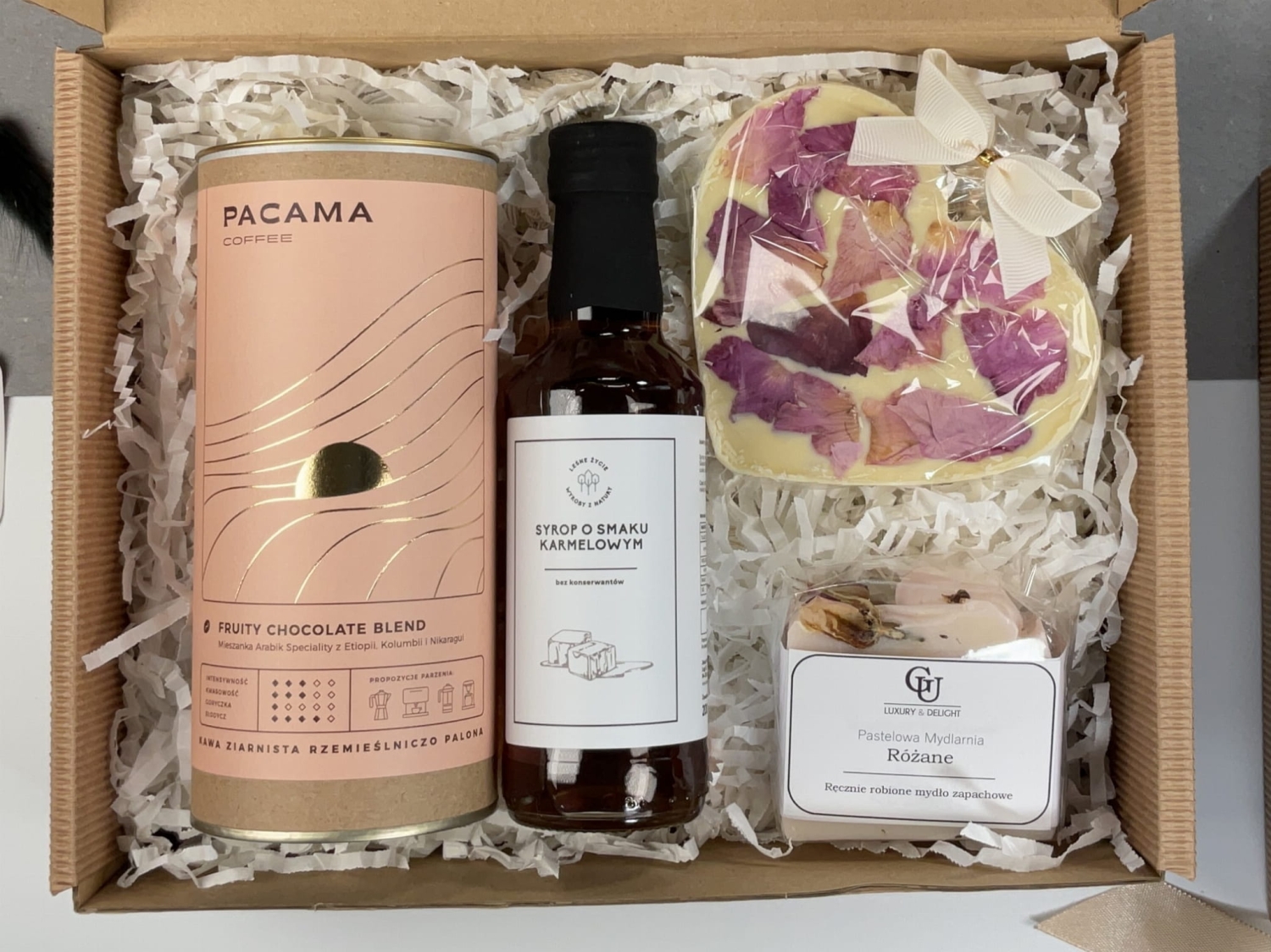 kawa ziarnista wypełnienie box prezentowy czekolada biała