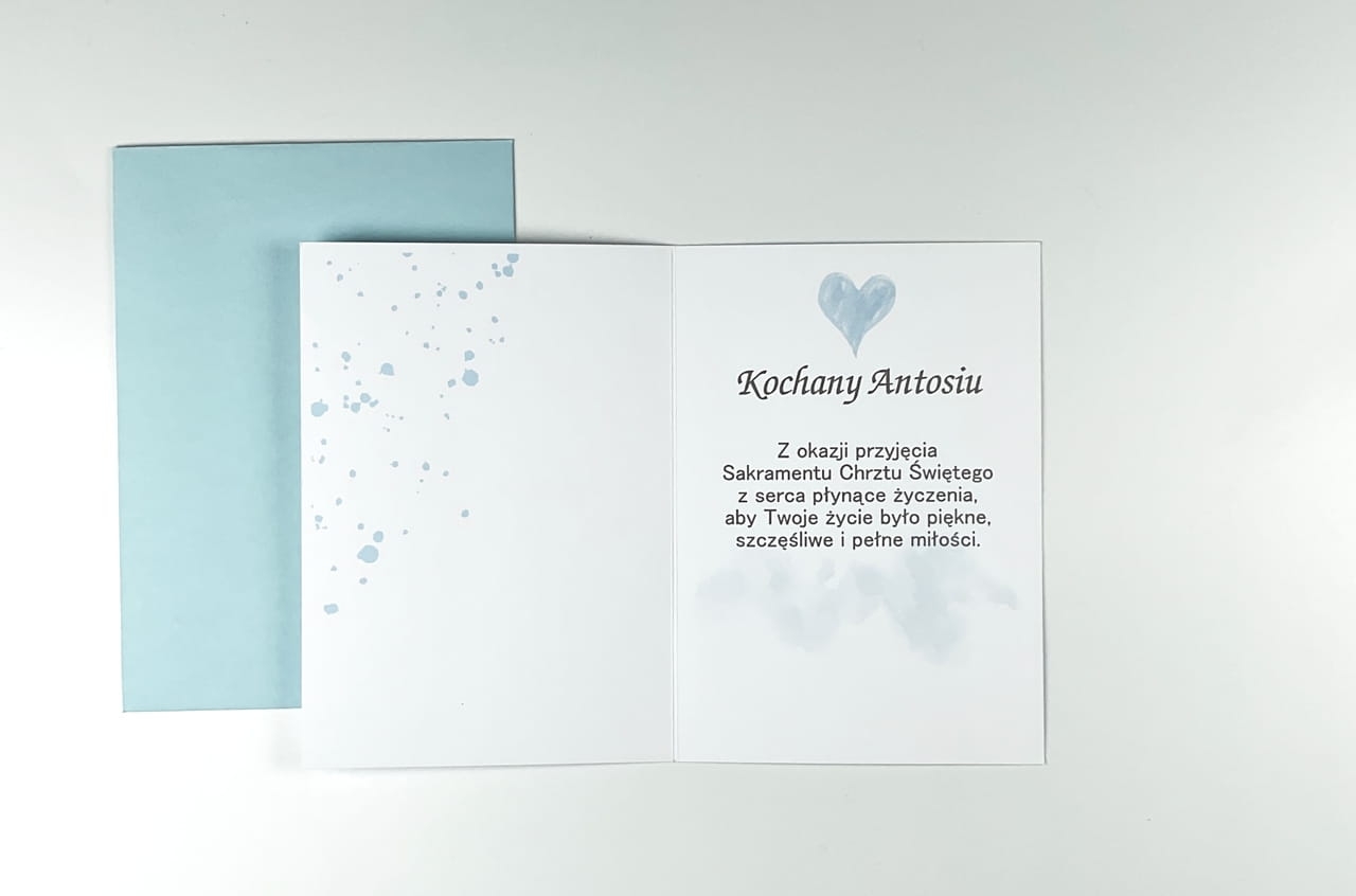 Personalizowana kartka na chrzest dla chłopca z kopertą. Zadruk na białym papierze satynowym 300 g/m², delikatny design, idealna pamiątka Chrztu Świętego.