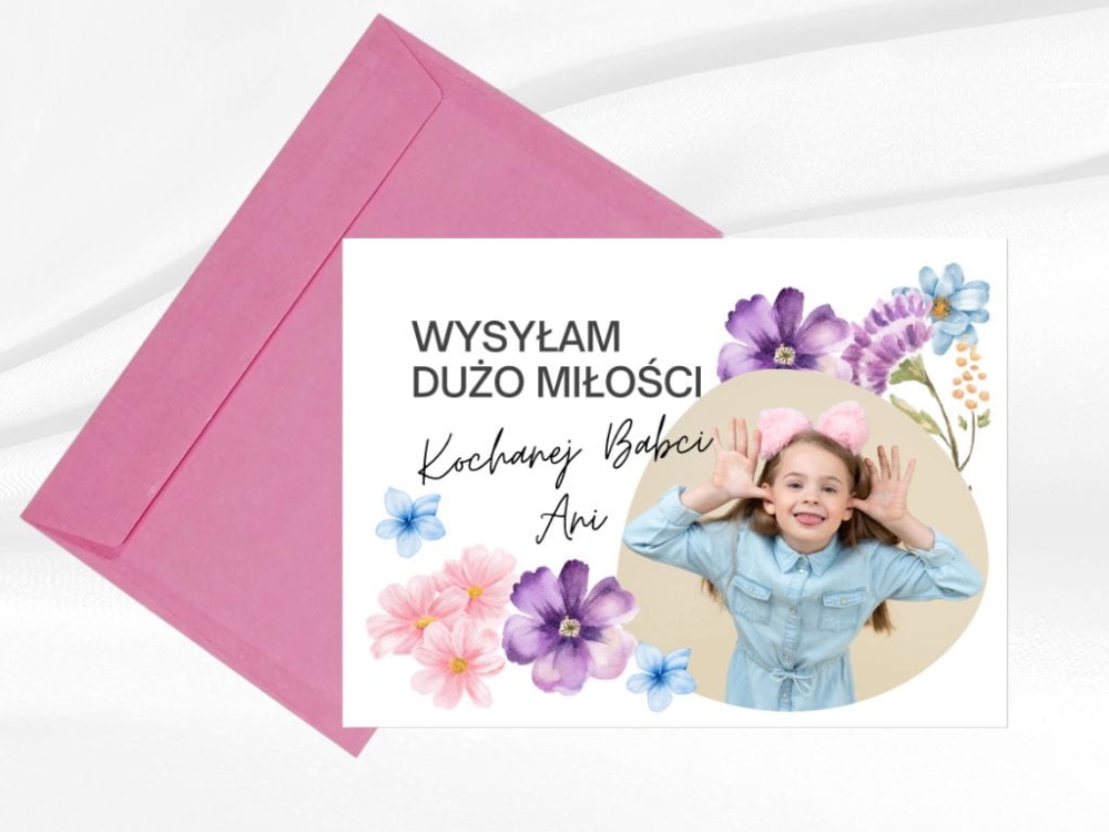 Kartka okolicznościowa na Dzień Babci i Dziadka z fotografią wnuka, wysoka jakość druku, satynowy papier i elegancka koperta w zestawie.
