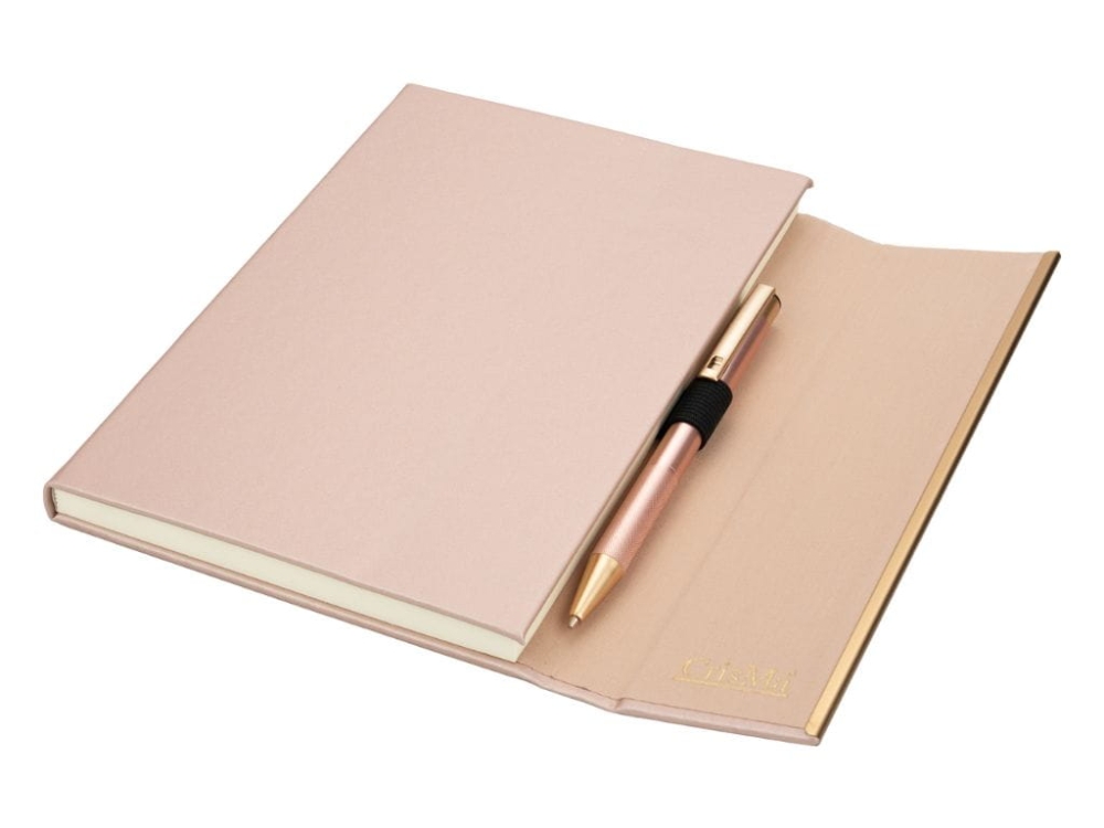 Stylowy notes damski w odcieniu pudrowego różu ze skóry z recyklingu. Praktyczne zamknięcie magnetyczne i długopis w komplecie – idealny planner biznesowy i prezent dla kobiety.