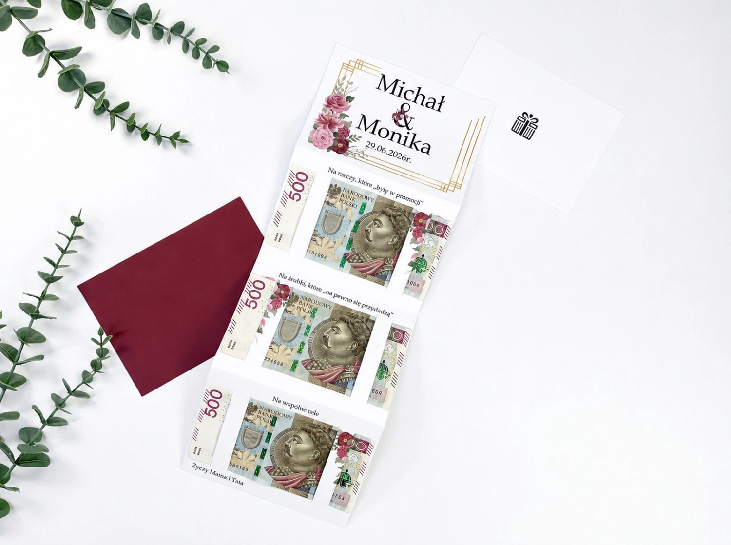 Personalizowana kartka harmonijka na pieniądze z miejscem na banknoty 500, 200, 100 i 50 zł. Elegancki prezent ślubny z bordową kopertą wykonany z papieru satynowego 300 g.