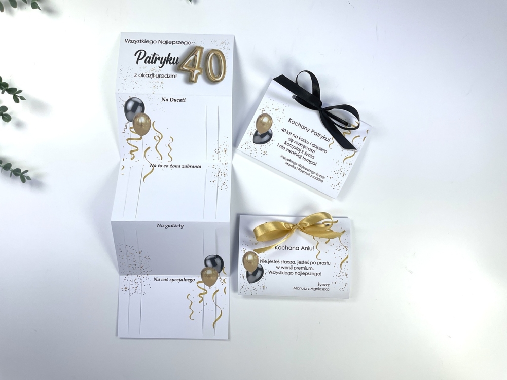 Personalizowana kartka harmonijka na urodziny dla niego z miejscem na banknoty 10, 20 i 50 zł. Oryginalny prezent z elegancką obwolutą i satynową kokardką.