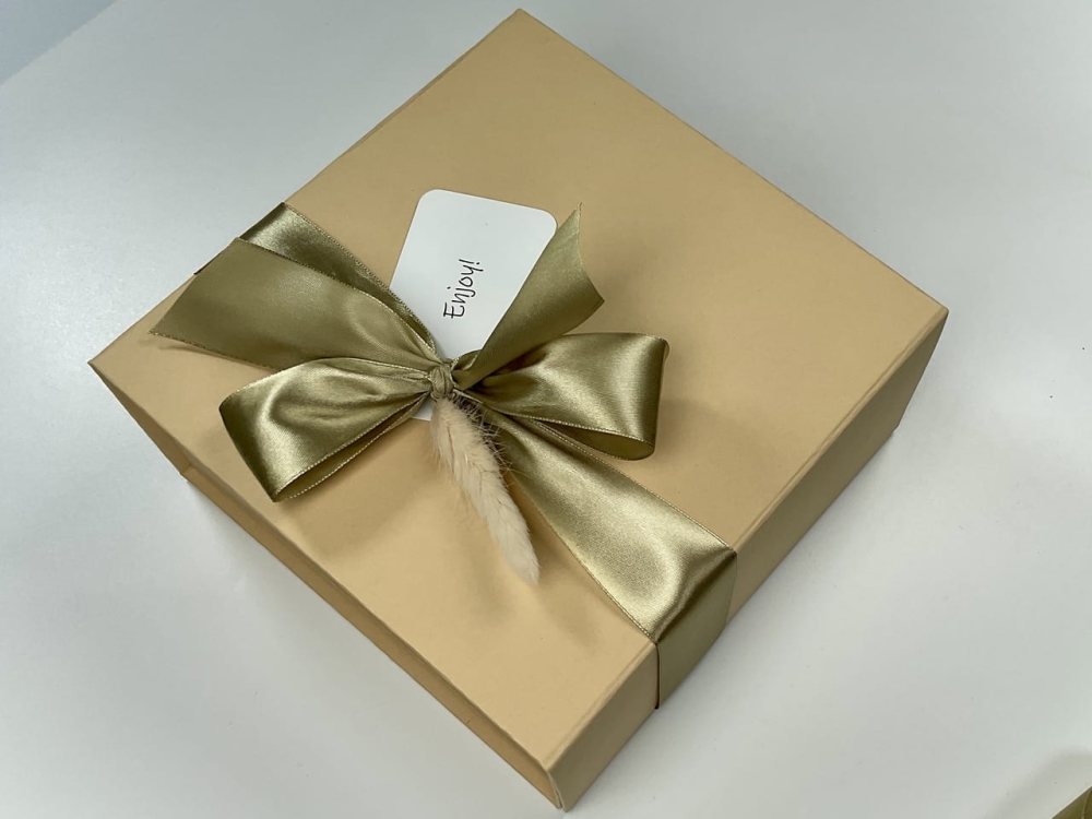 gotowy zapakowany prezent zestaw prezentowy upominek firmowy jubileuszowy biznesowy na urodziny imieniny dla mamy taty pracownika kontrahenta prezent handmade naturalny