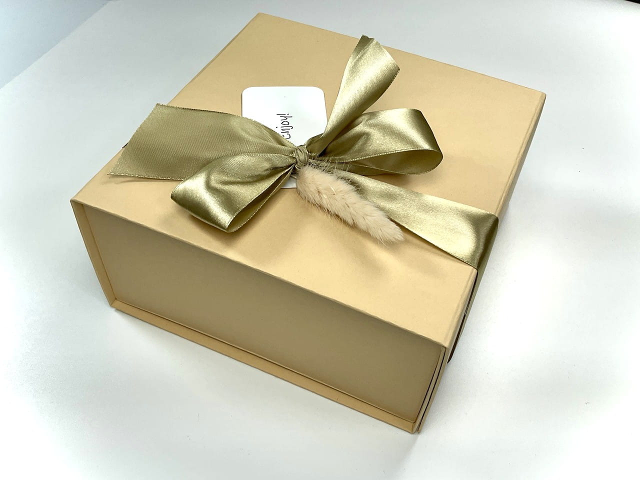 gotowy zapakowany prezent zestaw prezentowy upominek firmowy jubileuszowy biznesowy na urodziny imieniny dla mamy taty pracownika kontrahenta prezent handmade naturalny